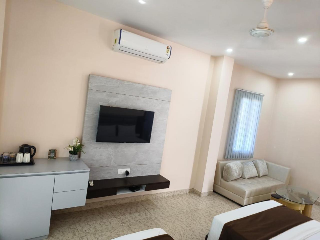 Jaanki Farms & Resorts Jorhāt Exterior photo