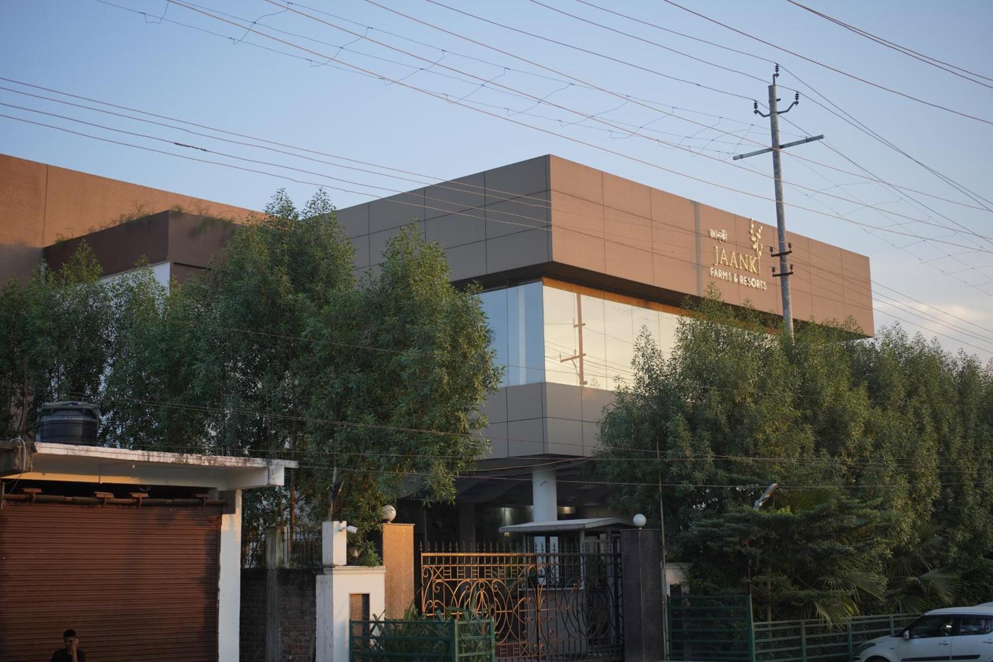 Jaanki Farms & Resorts Jorhāt Exterior photo