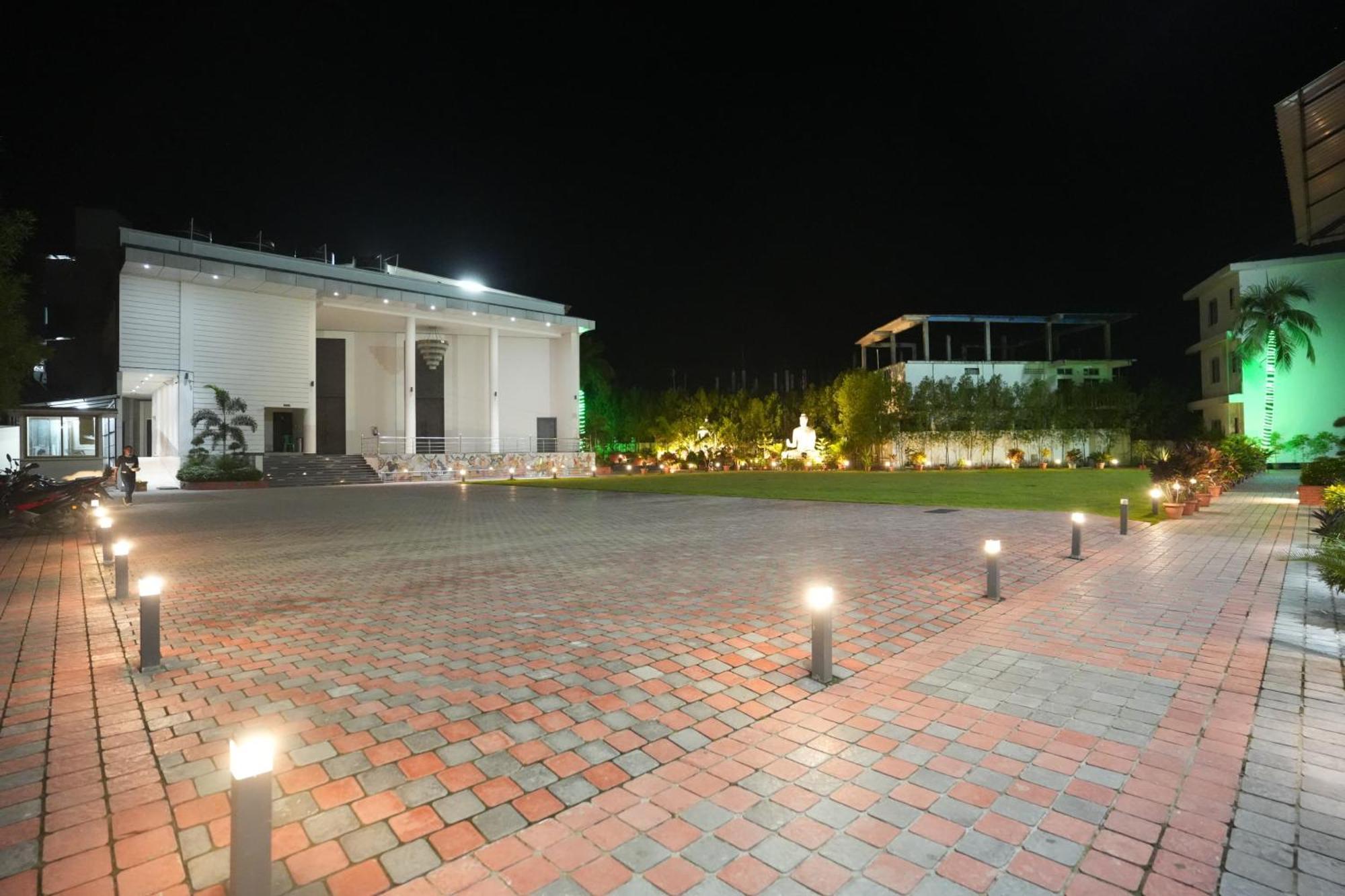 Jaanki Farms & Resorts Jorhāt Exterior photo